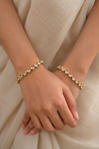 Gold Teardrop Stone Bracelet