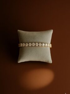 Gold Round-Cut Diamond Tennis Bracelet